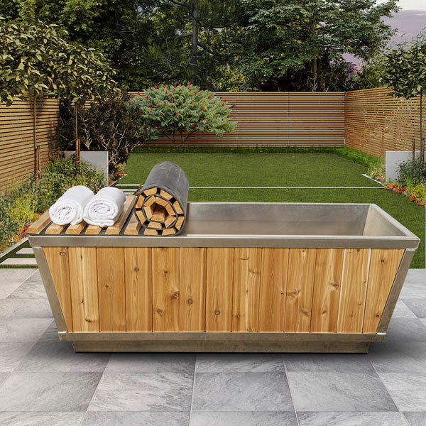 Dundalk LeisureCraft The Glacier Cold Plunge Tub - Knotty Red Cedar